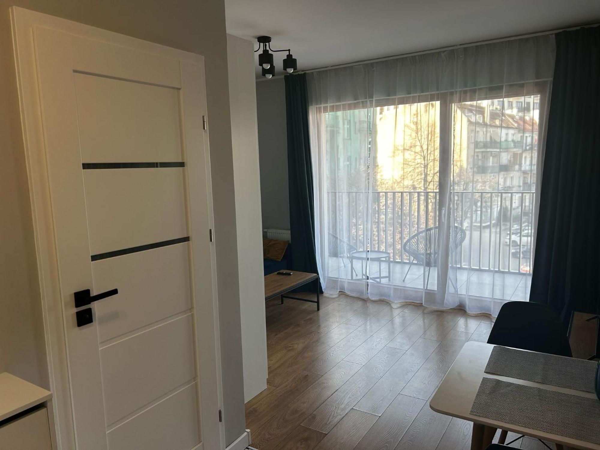 Luksusowy Apartament Z Parkingiem I Klimatyzacja W Samym Centrum Wroclawia Bagian luar foto
