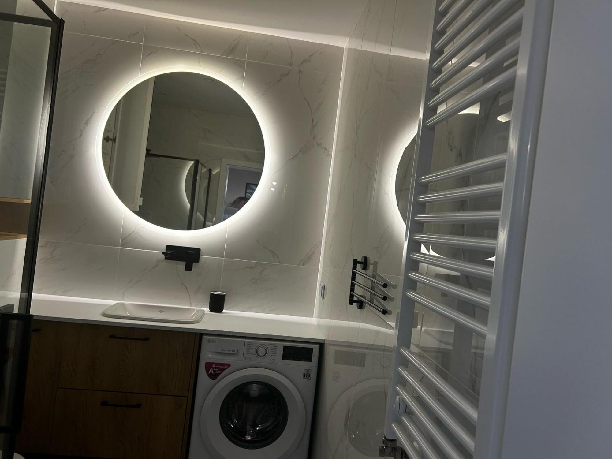 Luksusowy Apartament Z Parkingiem I Klimatyzacja W Samym Centrum Wroclawia Bagian luar foto