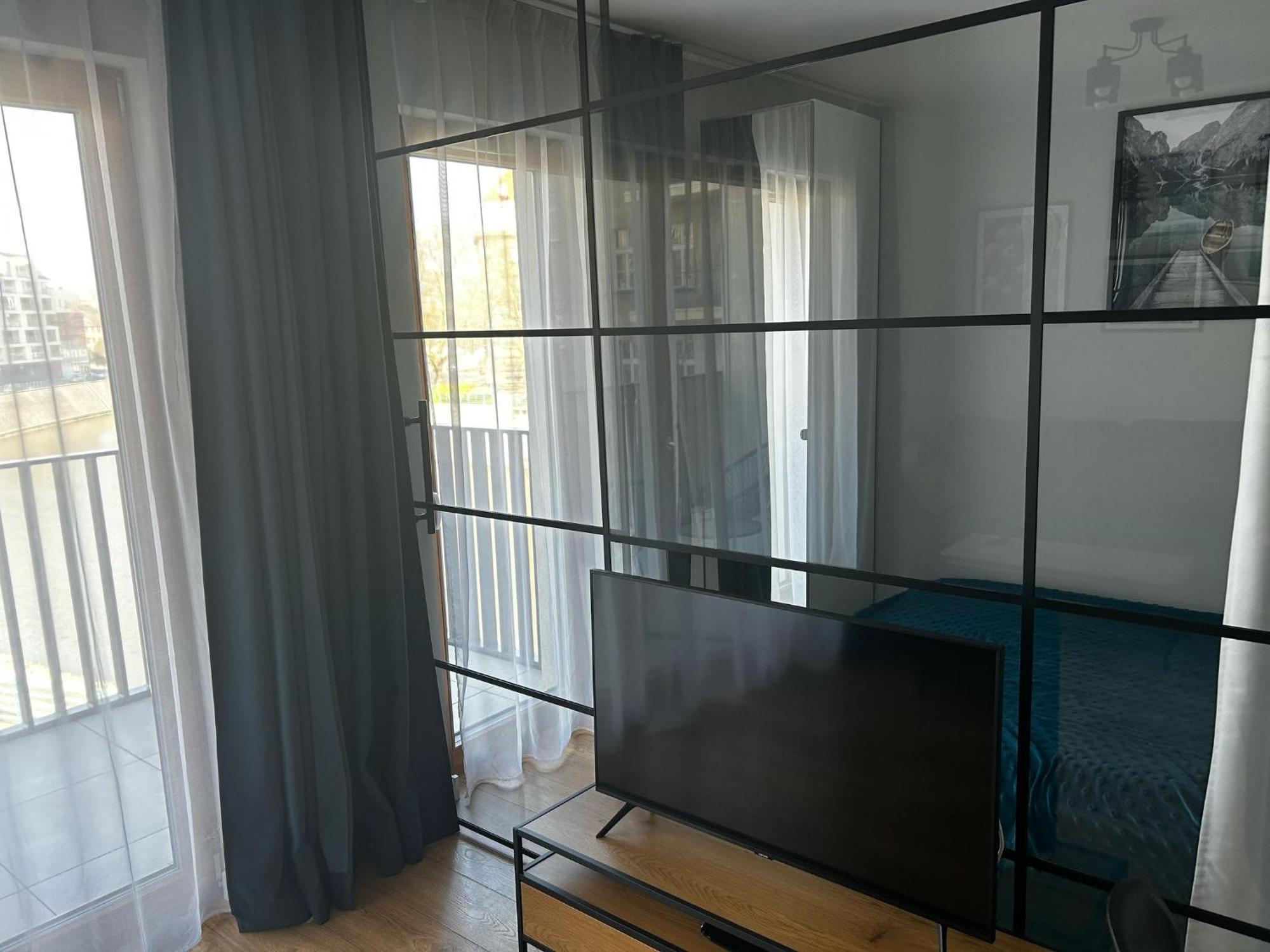 Luksusowy Apartament Z Parkingiem I Klimatyzacja W Samym Centrum Wroclawia Bagian luar foto